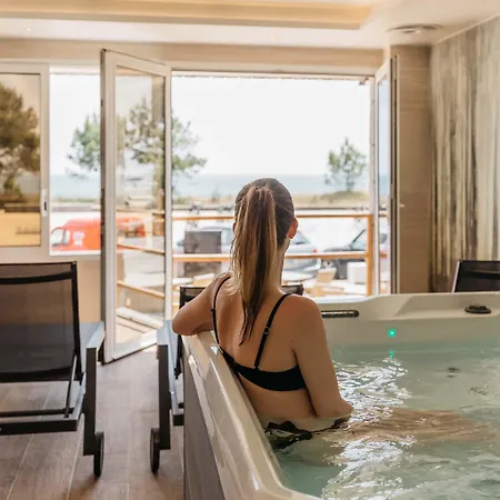 Hotel Edenia - Estime & Sens